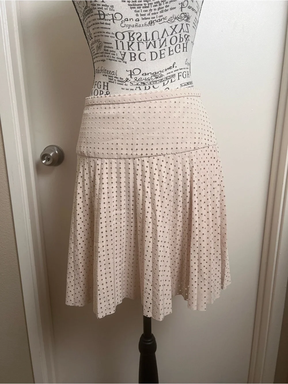 J.Crew Tan/Blush Laser Cut Fit & Flare Skirt Size 6 Feminine Office Chic